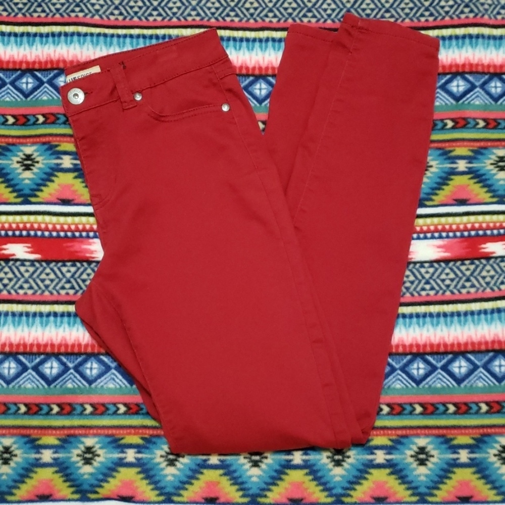 BLUE SPICE Red Jeans